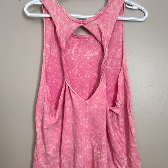 Pink Tie-Die Cutout Shirt - Picture 2 of 3